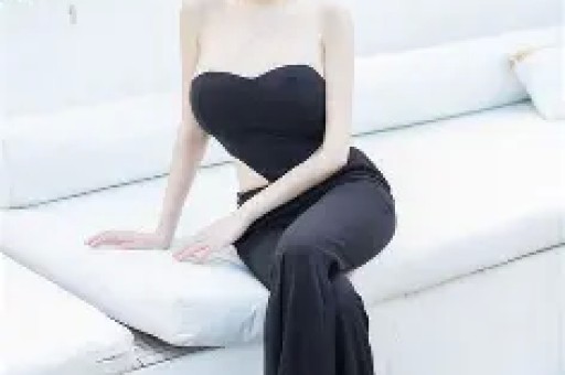 艺人欠款76万成老赖！演出时被法院堵门口强制执行立马嘴软求饶：不要拘留我